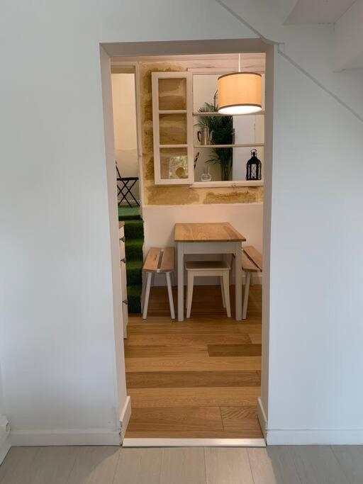 Guîtres Gite La Petite Maison מראה חיצוני תמונה