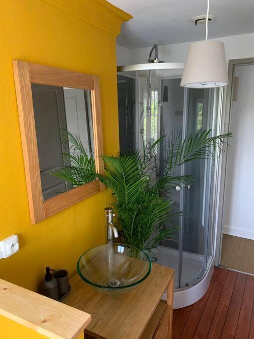 Guîtres Gite La Petite Maison מראה חיצוני תמונה